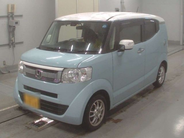 180 Honda N box slash JF1 2015 г. (CAA Tokyo)